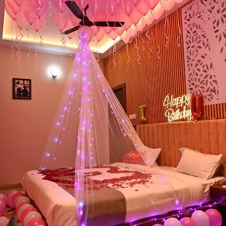 The Apple Tree Hotel Indore Zewnętrze zdjęcie